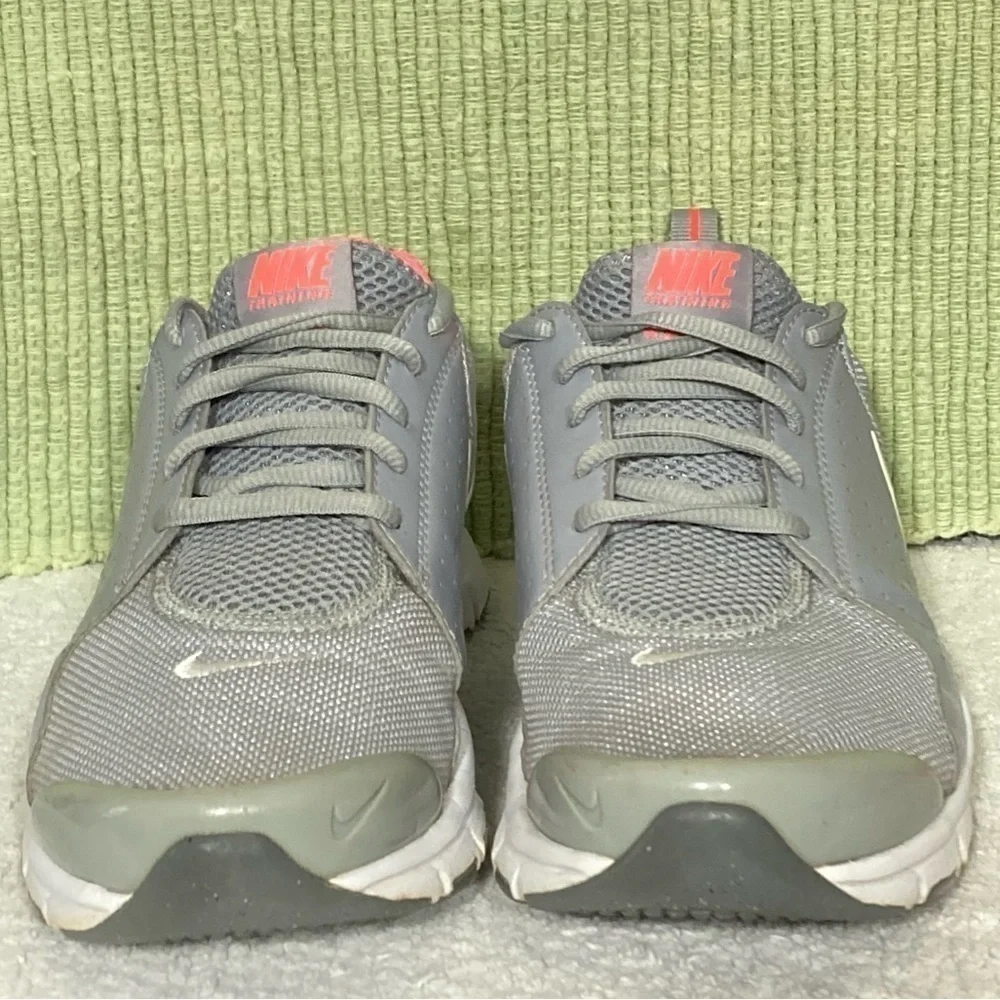 Nike Womens In Season TR Running Training Cushioned Grey Sneaker Shoes - Size 7